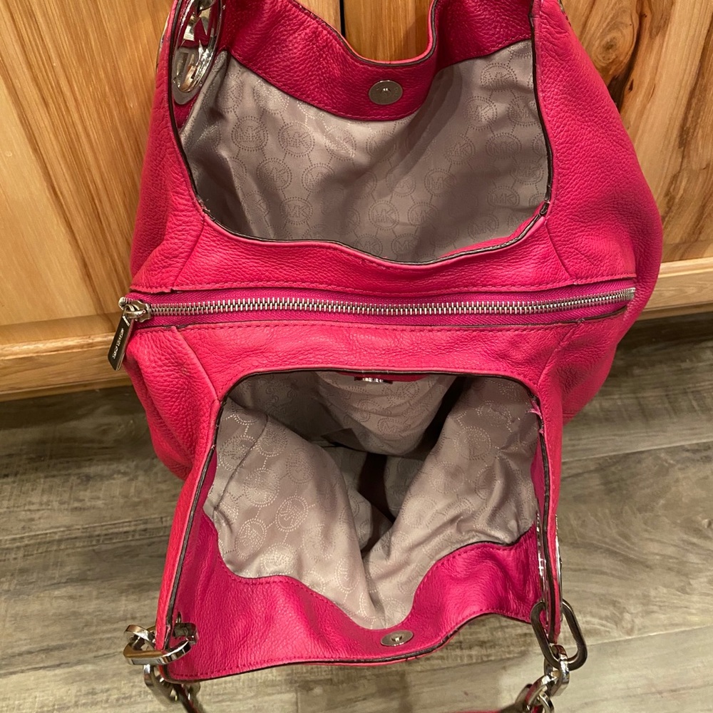 Michael Kors Hobo Bag - Picture 2 of 3